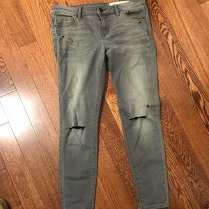 Treasure and Bond distressed black jean size 28